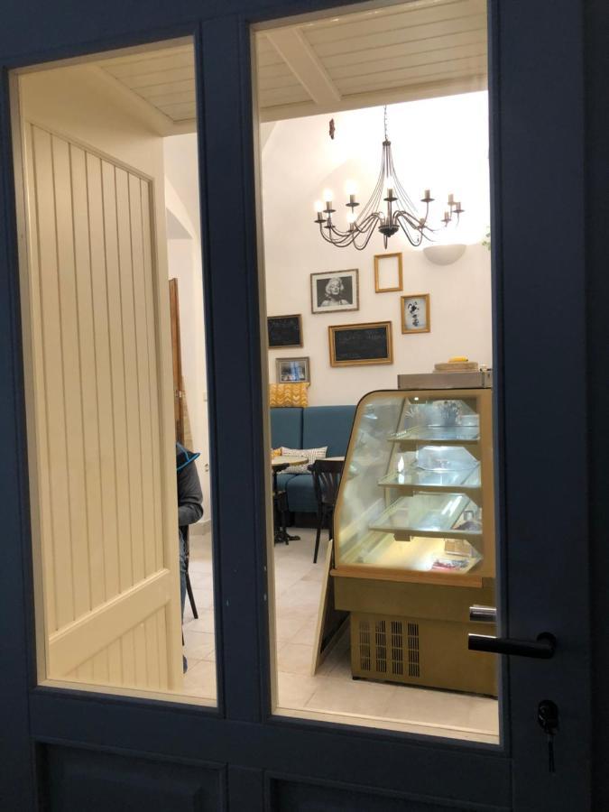 Apartmany Cafe-Cafe Їчін Екстер'єр фото