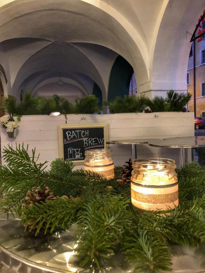 Apartmany Cafe-Cafe Їчін Екстер'єр фото
